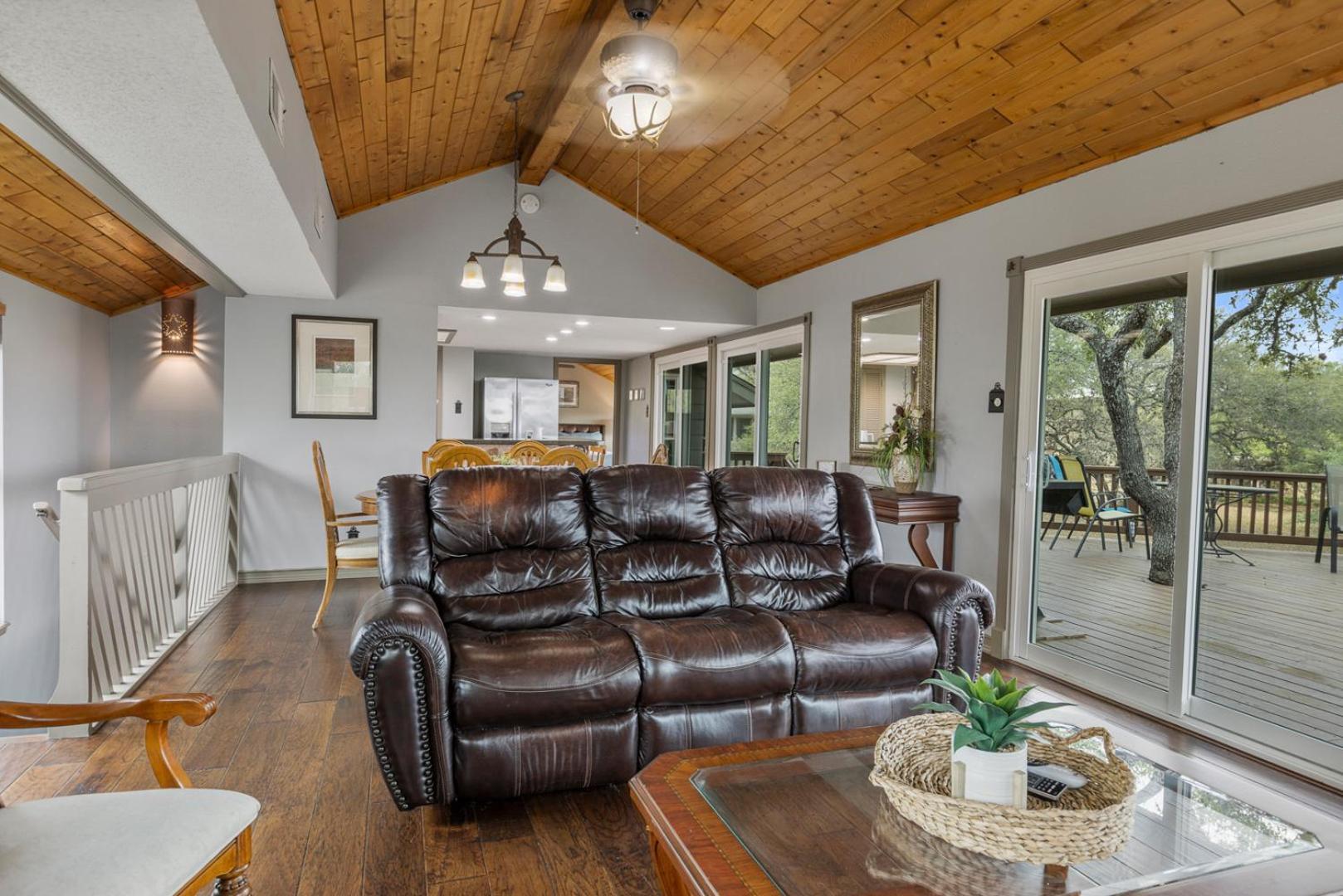 Wine Country Retreat - With A Lake View! Spicewood Екстериор снимка