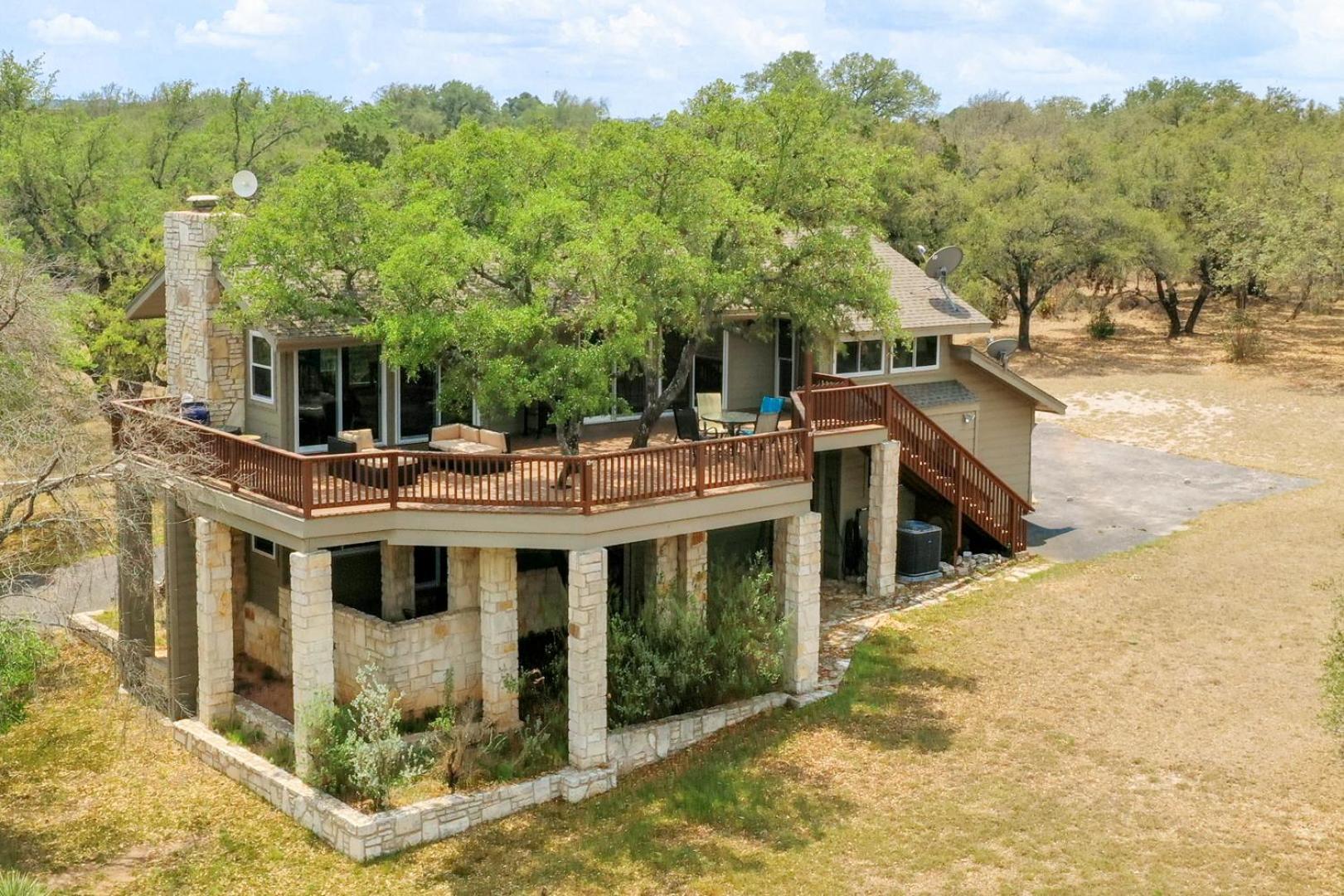 Wine Country Retreat - With A Lake View! Spicewood Екстериор снимка